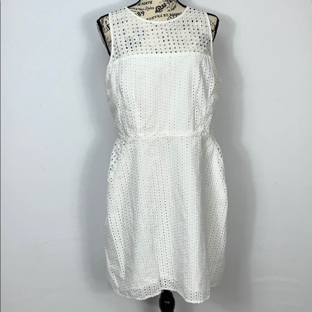 Banana Republic White Cotton Eyelet Dress Size 14
